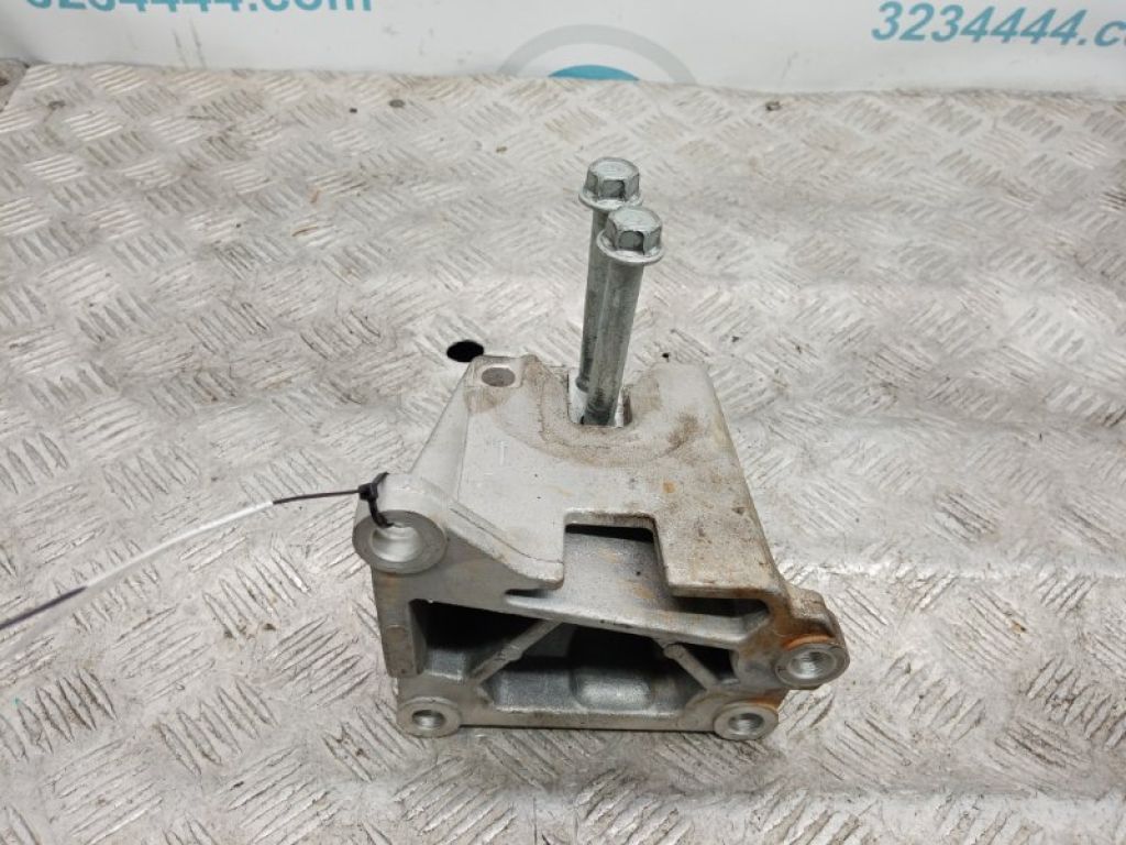 45211-3BDH0 | Кронштейн двигателя KIA SORENTO UM 14- - Фото 4