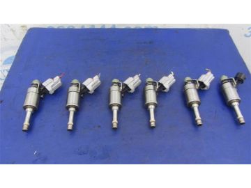 Форсунка паливна INFINITI Q50 15-20 Форсунка паливна INFINITI Q50 15-20