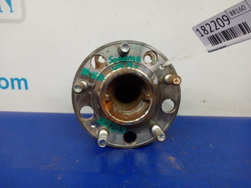 52750-C5000 | Ступица задн. KIA SORENTO UM 14-