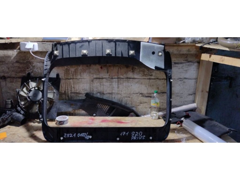 64790-47030-C0 | Обшивка кришки багажника TOYOTA PRIUS - 30 09-17 - Фото 2