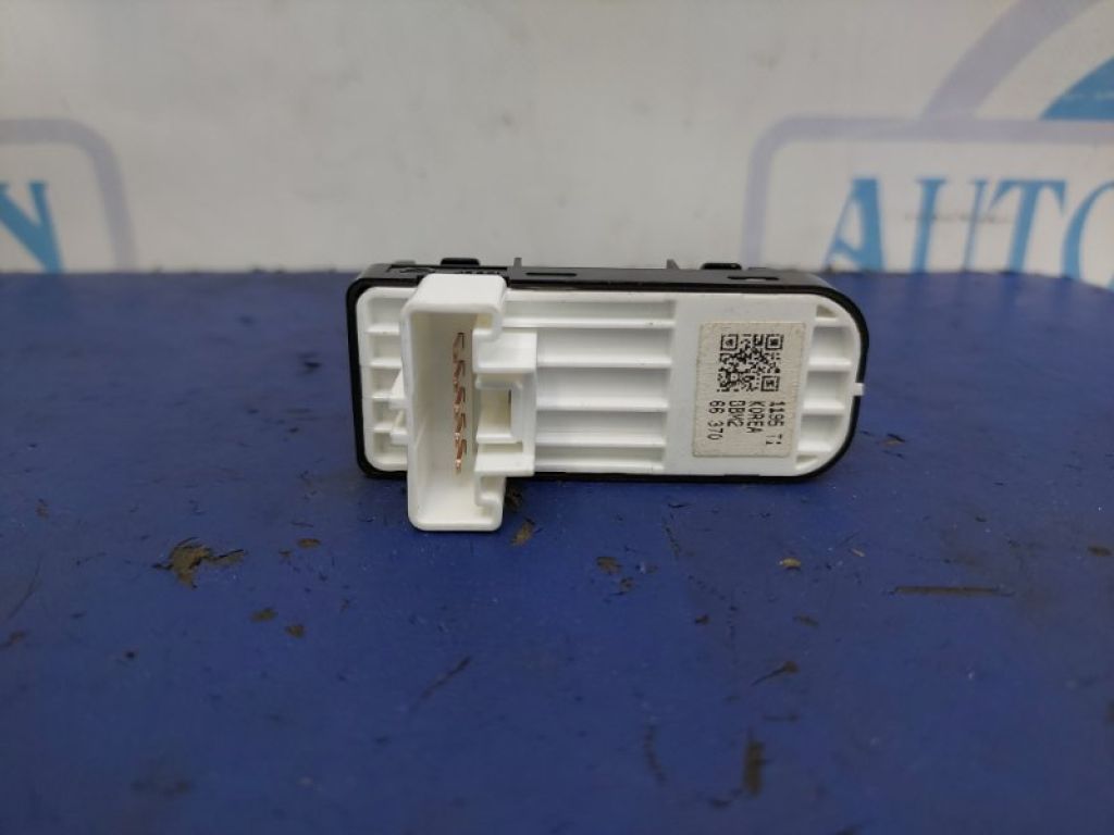 BBM2-66-370 | Кнопка стеклоподъемника задн. прав. MAZDA 3 BL 09-13 - Фото 3