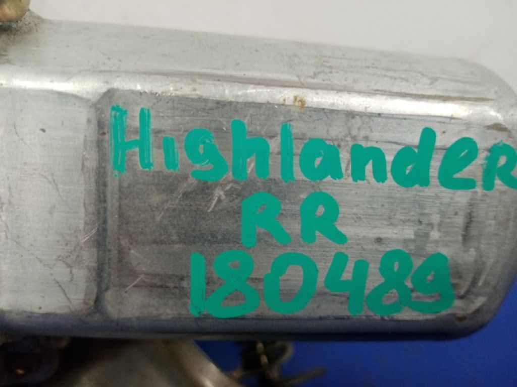 85130-48020 | Моторчик склоочисника задн. TOYOTA HIGHLANDER 01-07 - Фото 2