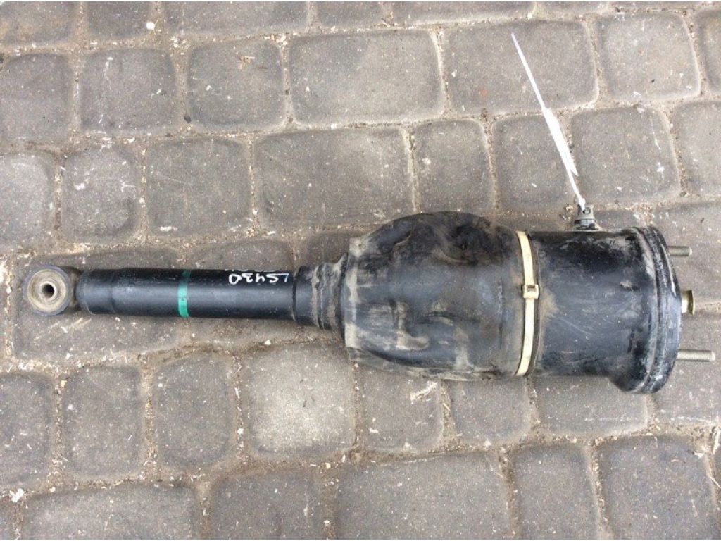 48010-50110 | Амортизатор передн. прав. LEXUS LS430 00-06