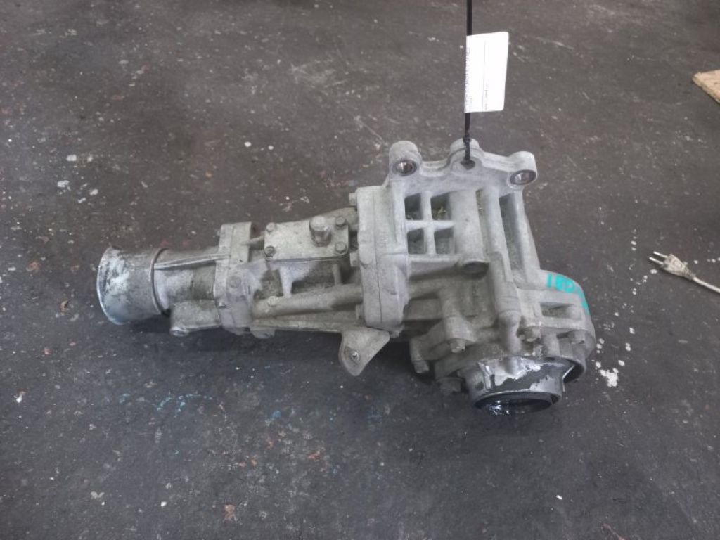 3200A067 | Раздаточная коробка MITSUBISHI OUTLANDER XL 05-13