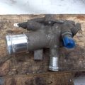 11060-8H700 | Корпус термостата NISSAN PRIMERA P-12 01-07 - Превью 2