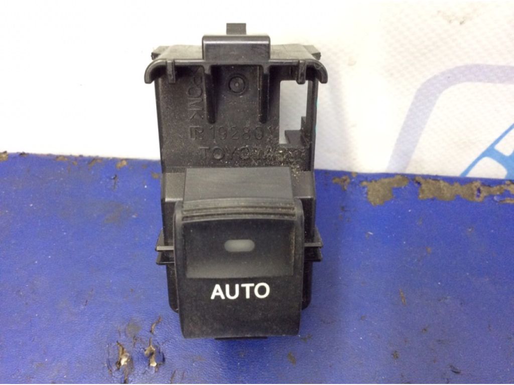 84810-33120 | Кнопка стеклоподъемника задн. лев. TOYOTA PRIUS - 30 09-17 - Фото 5