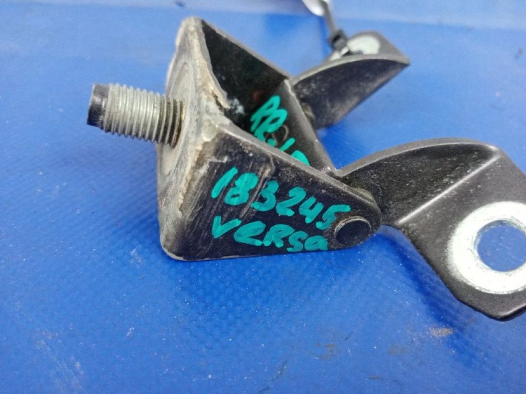 90400-ED00A | Петля кришки багажника прав. NISSAN TIIDA/VERSA C11 04-11 - Фото 2