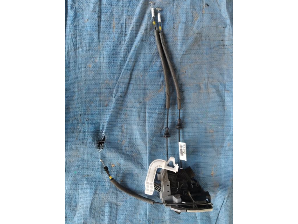 81420-C5000 | Замок двері задн. прав. KIA SORENTO UM 14-