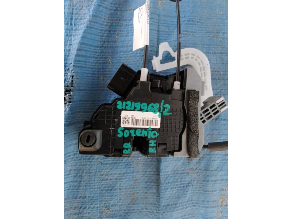 81420-C5000 | Замок двері задн. прав. KIA SORENTO UM 14- - Фото 7