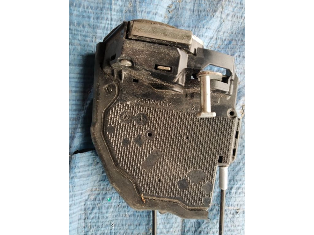 69060-42020 | Замок двері задн. лів. TOYOTA AURIS 06-12 - Фото 2