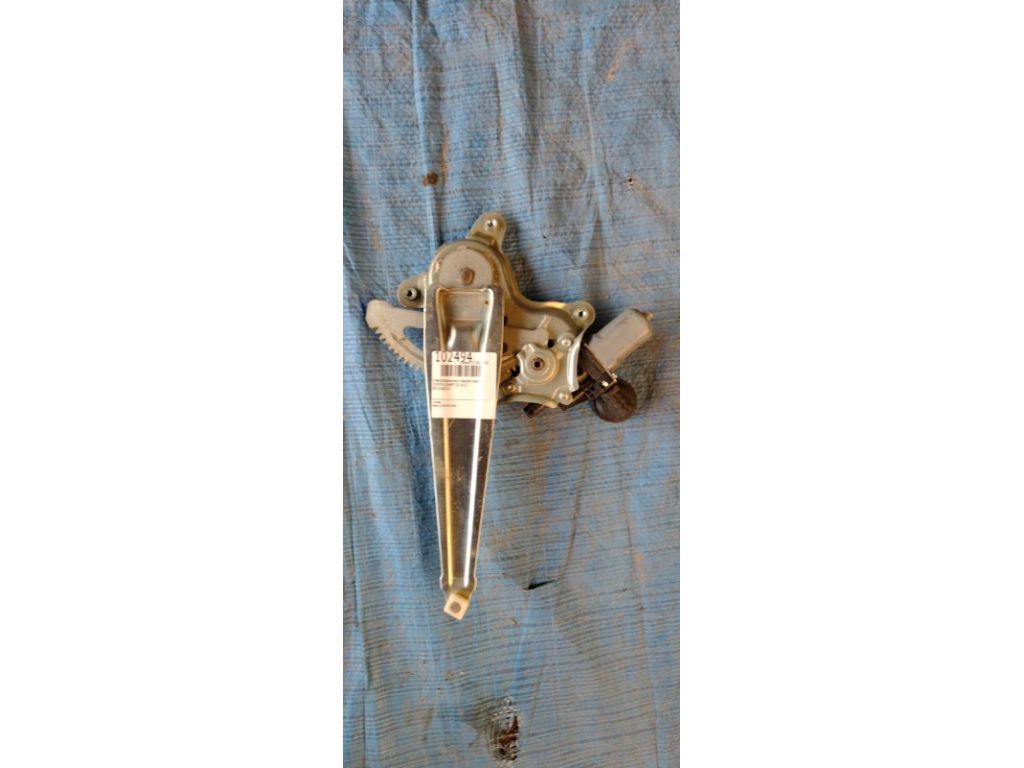 69804-06140 | Склопідйомник задн. лів. TOYOTA CAMRY 55 14-17
