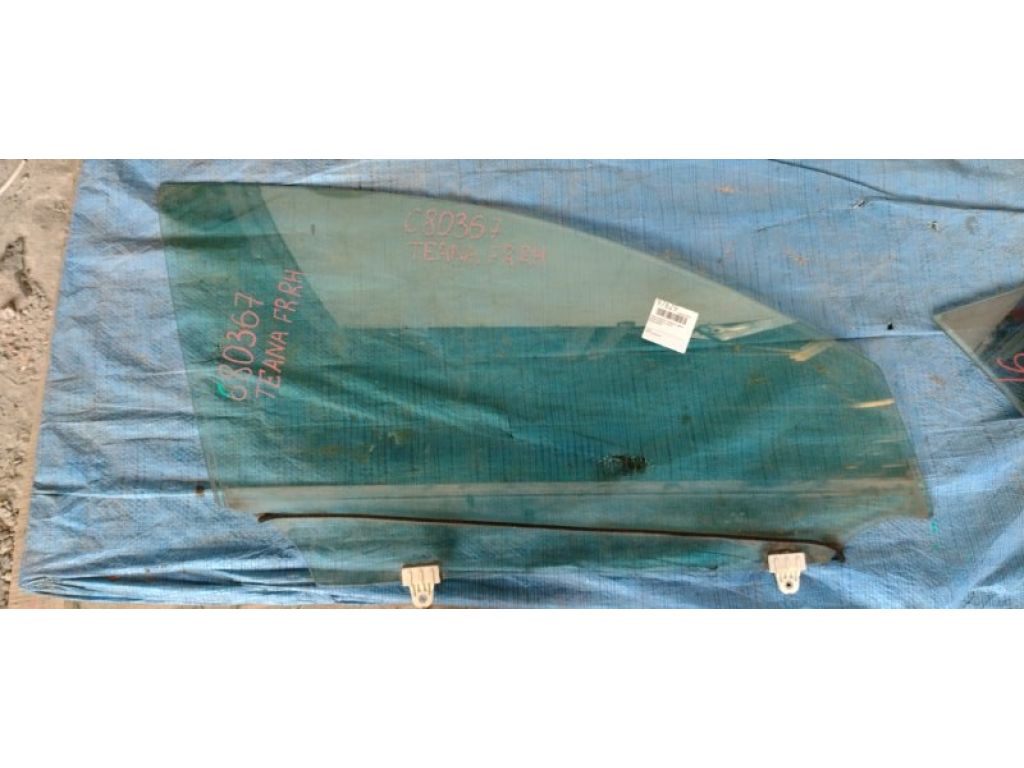 80300-JN20A | Стекло двери передн. прав. NISSAN TEANA J32 08-14