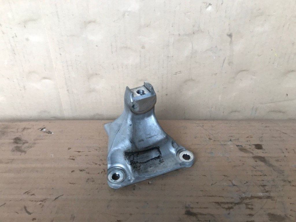 50630-TA1-A00 | Кронштейн/крепление двигателя передн. ACURA RDX 12-19
