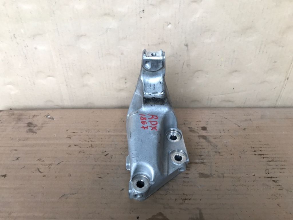 50610-TA1-A00 | Кронштейн двигуна задн. ACURA RDX 12-19