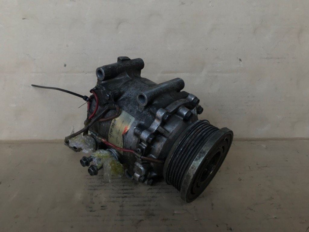 38810-P76-006 | Компрессор кондиционера HONDA CIVIC EG 91-95