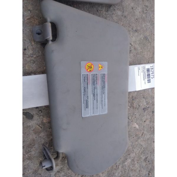 Козирок сонцезахисний NISSAN ALMERA 03-09 96401-BN470 — 2