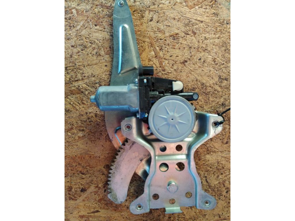 83502-79J12 | Стеклоподъемник задн. лев. SUZUKI SX4 06-13