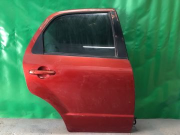 Двері задн. прав. SUZUKI SX4 06-13