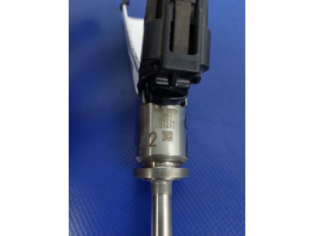 PE01-13-250B | Форсунка топливная MAZDA CX-5 (KE) 11-17 - Фото 2