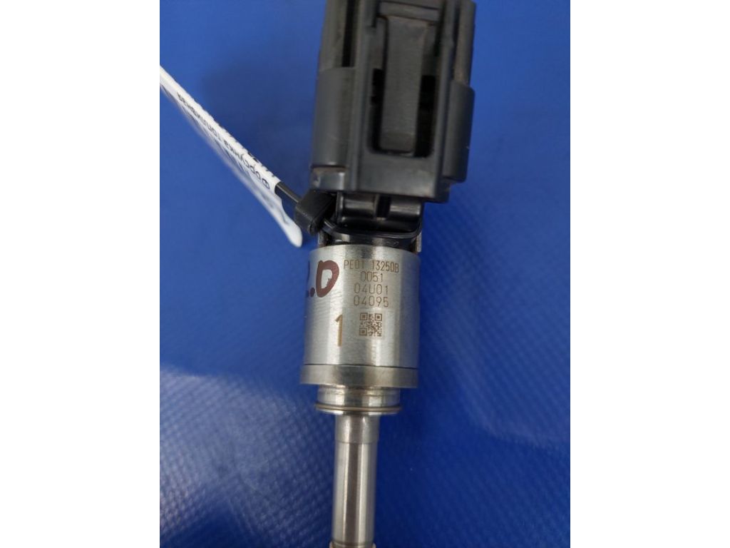 PE01-13-250B | Форсунка топливная MAZDA 3 BM 13-19 - Фото 2