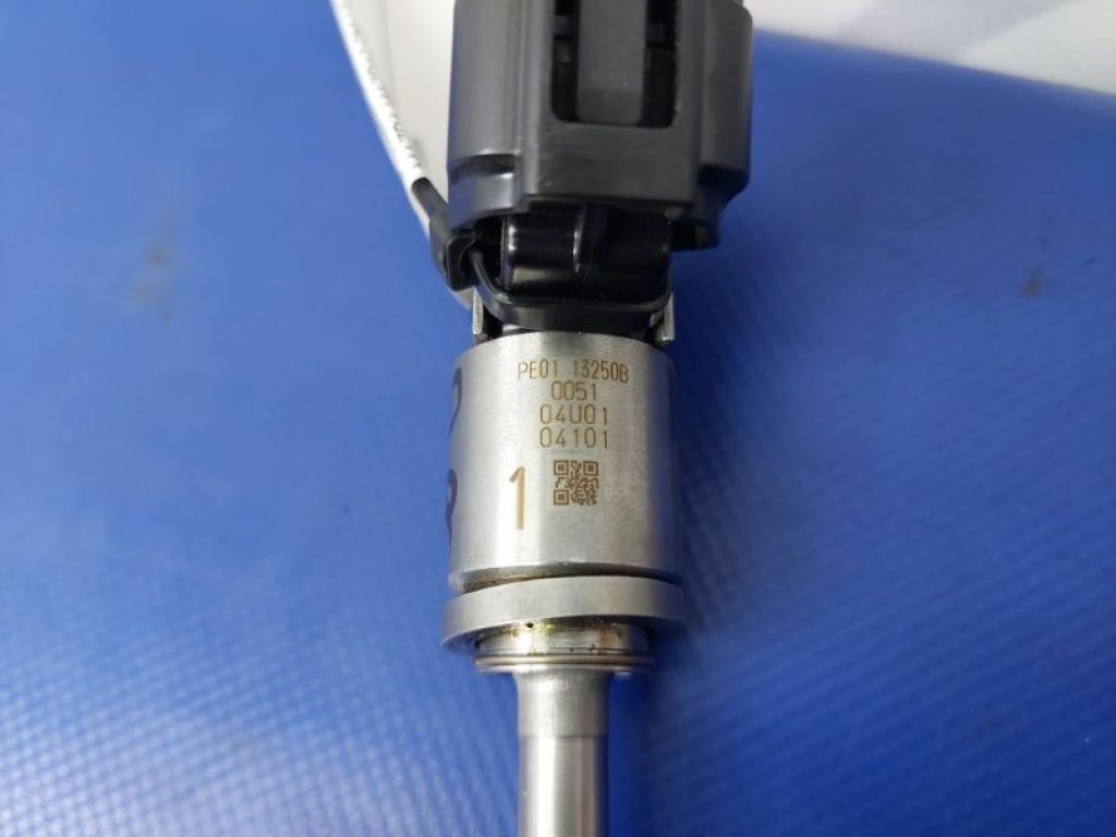 PE01-13-250B | Форсунка паливна MAZDA 3 BM 13-19 - Фото 2