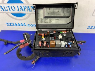 Блок запобіжників моторний відсік CHEVROLET VOLT 10-15