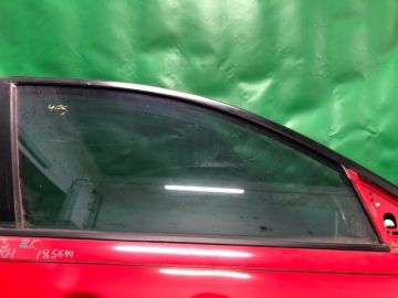 Скло дверей передн. прав. MAZDA 3 BK 03-08