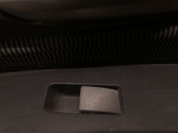 Кнопка стеклоподъемника передн. прав. MAZDA 3 BK 03-08
