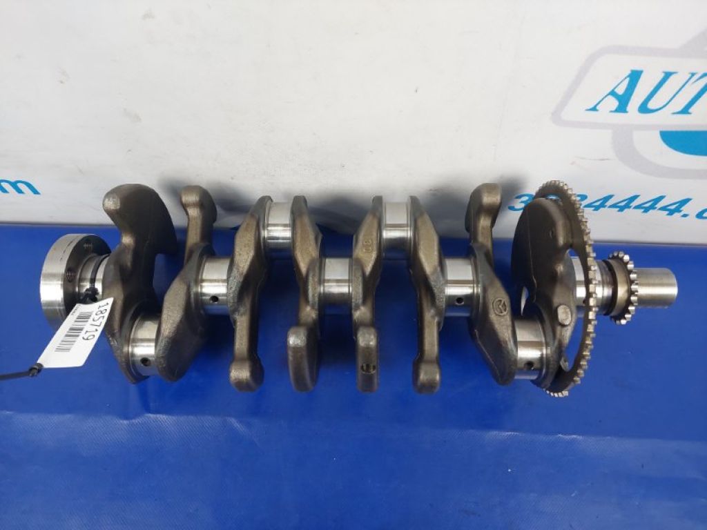 PE02-11-300A | Коленвал MAZDA 3 BM 13-19
