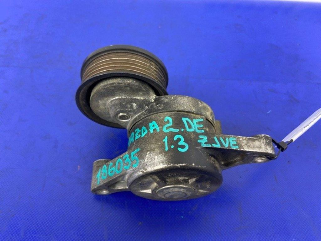 ZJ38-15-980B | Натягувач ременя генератора MAZDA 2 DE 07-15