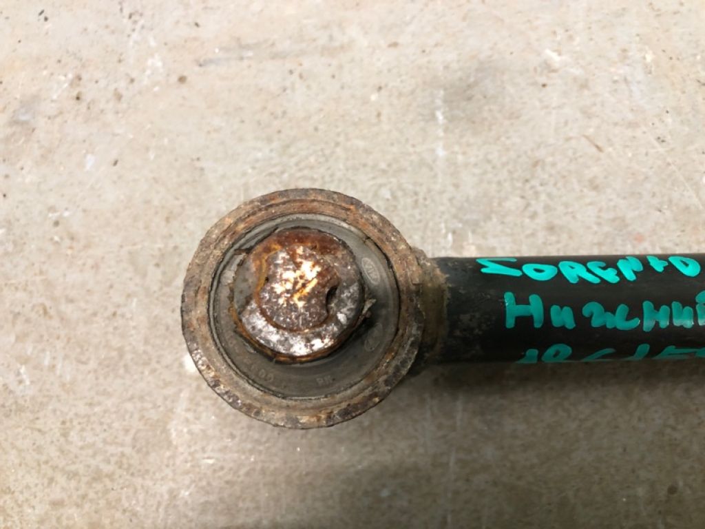 55250-2P000 | Важіль задньої підвіски нижній поперечний прав. KIA SORENTO XM 09-14 - Фото 4