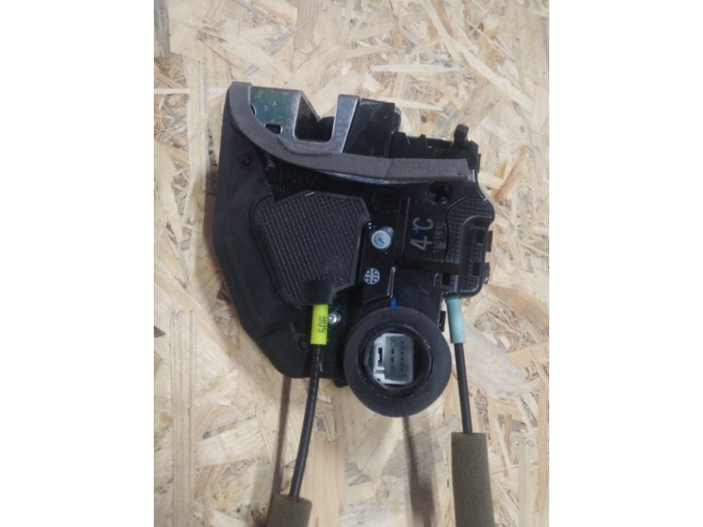 69050-06100 | Замок двері задн. прав. TOYOTA CAMRY 40 06-11 - Фото 2