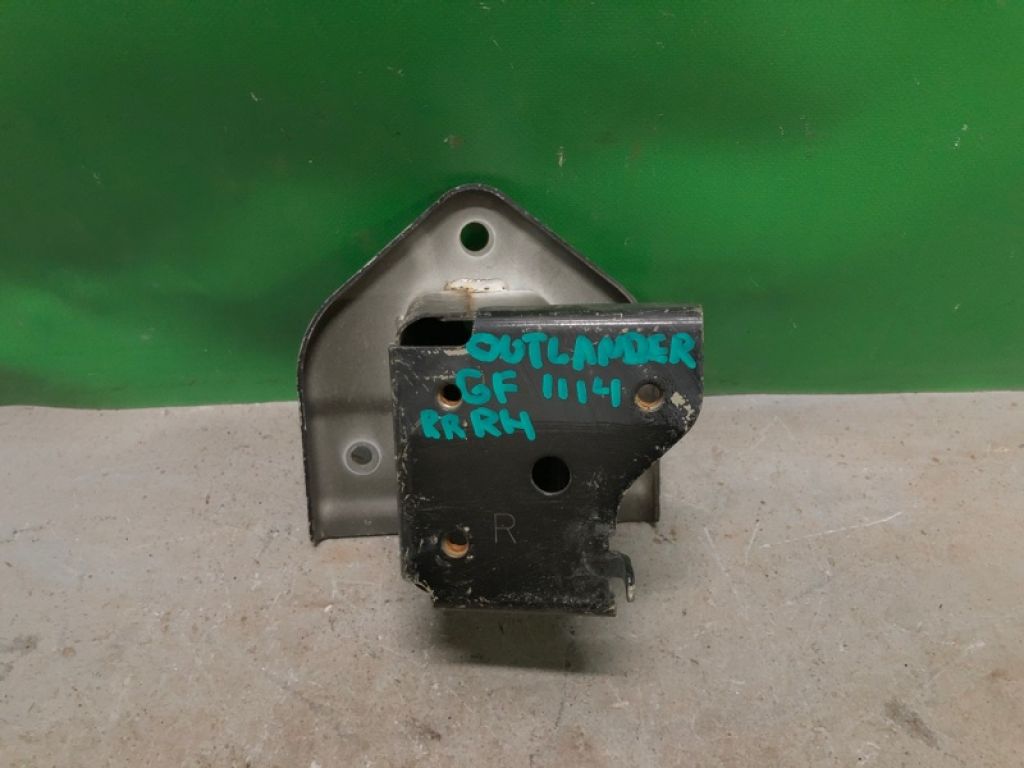 6410B896 | Кронштейн підсилювача заднього бампера прав. MITSUBISHI OUTLANDER GF 12-
