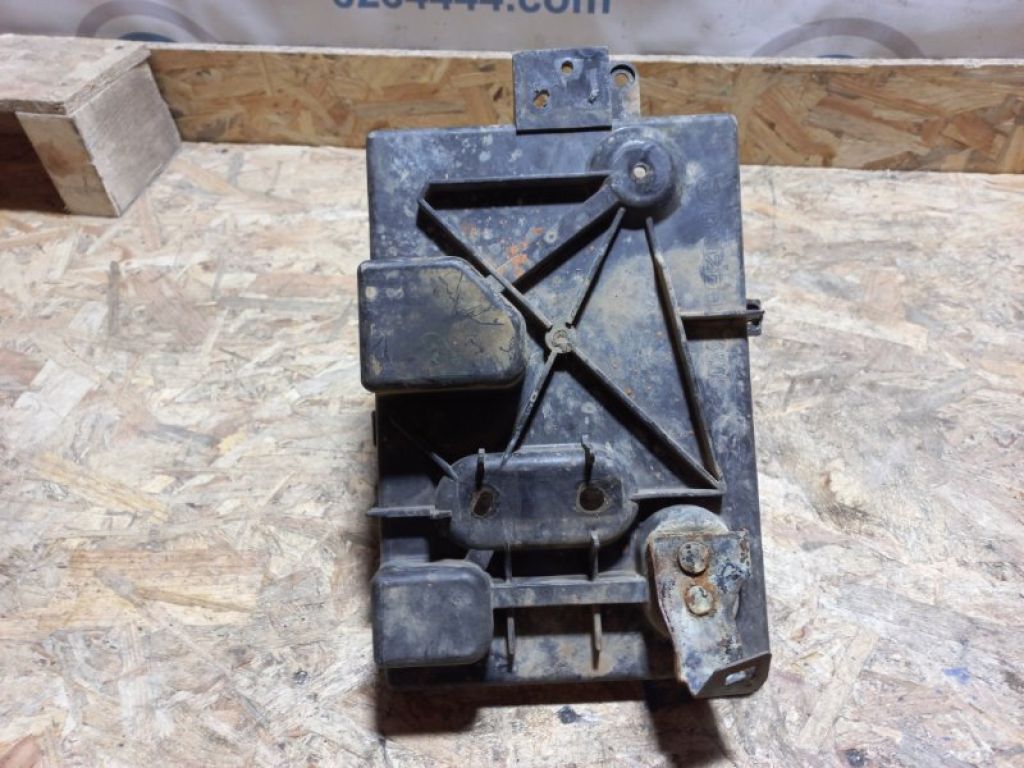 L206-56-041E | Полка аккумулятора MAZDA CX-9 06-16 - Фото 2