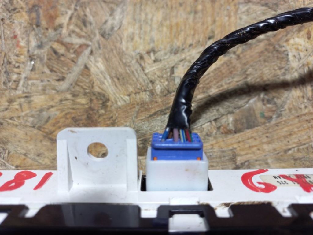 TD11-61-325D | Блок управления печкой задн. MAZDA CX-9 06-16 - Фото 2