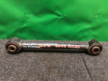 Важіль задньої підвіски нижній поперечний прав. ACURA RDX 12-19