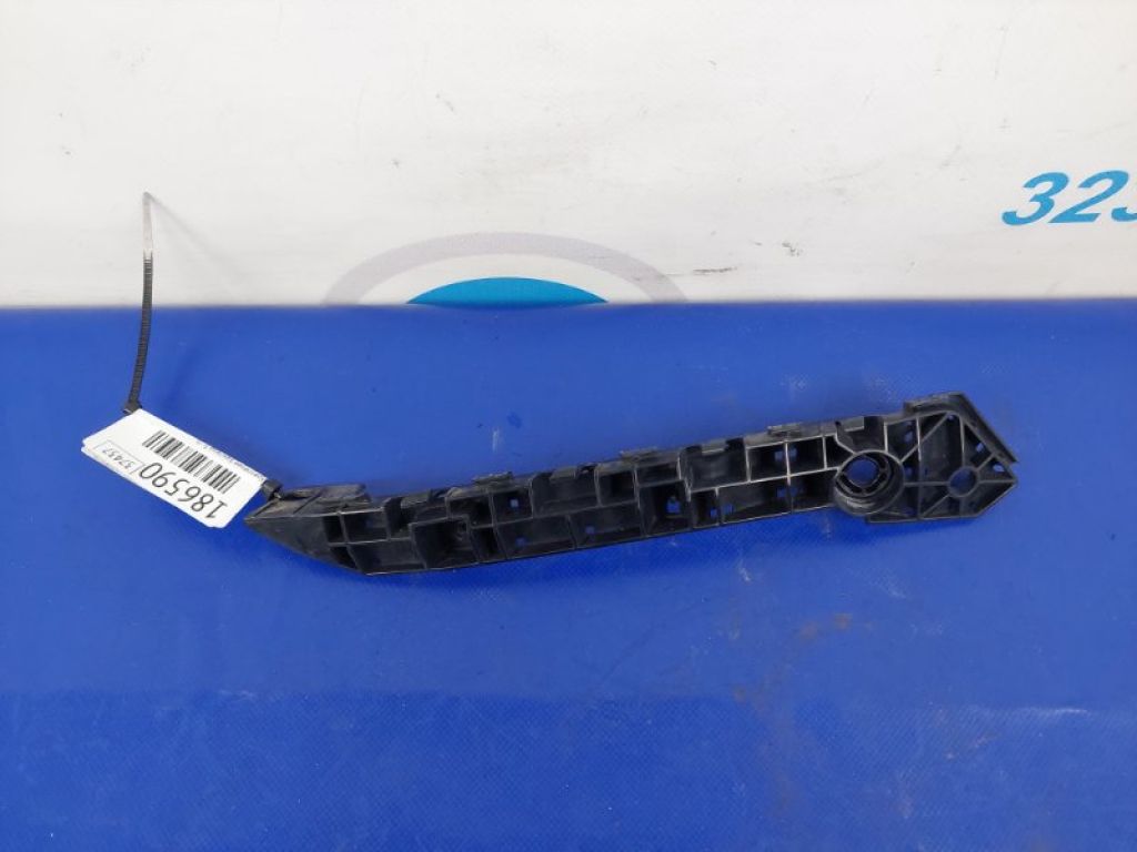 57707AL02A | Кронштейн переднього бампера прав. SUBARU LEGACY BN 14-18