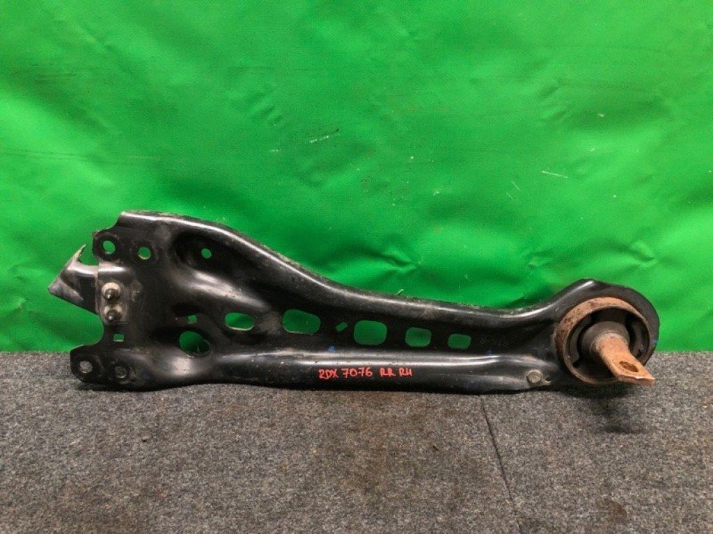 52371-STK-A00 | Важіль задньої підвіски поздовжній прав. ACURA RDX 12-19