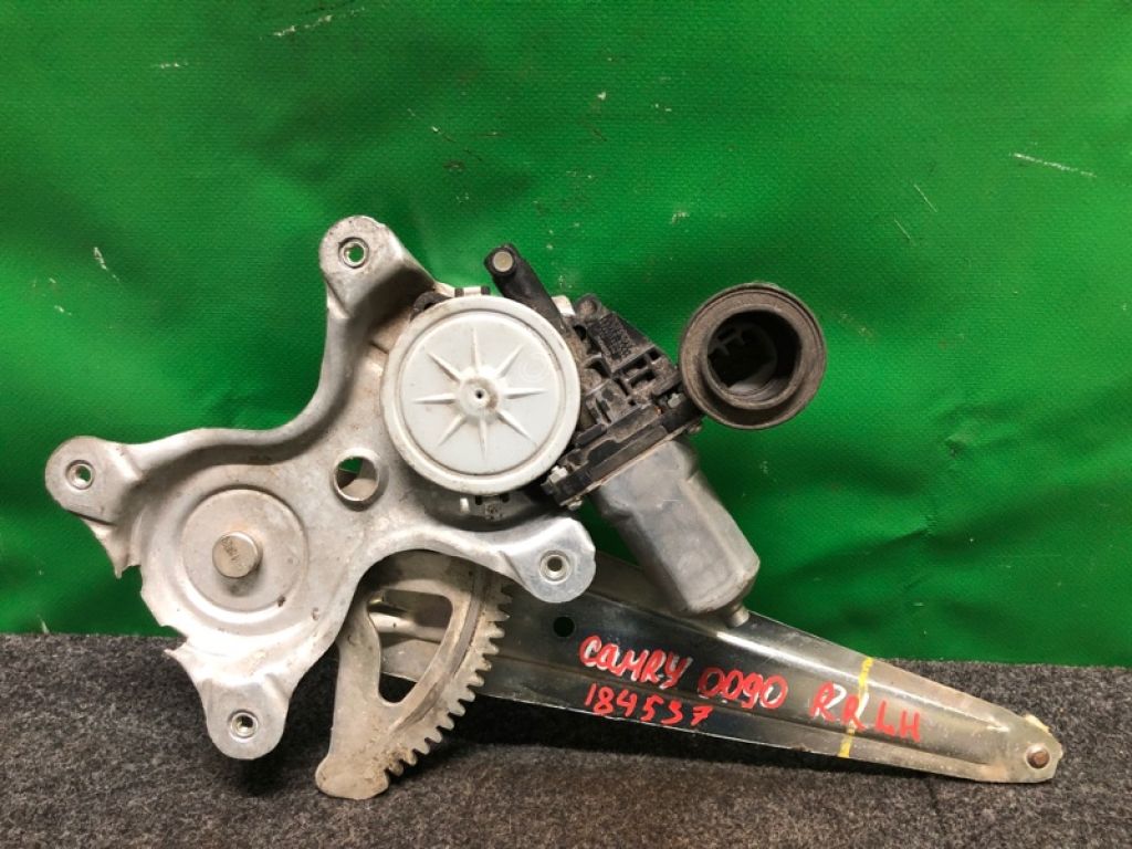 69804-06110 | Стеклоподъемник задн. лев. TOYOTA CAMRY 40 06-11