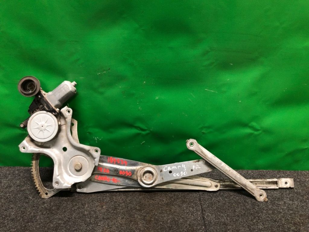 69801-06070 | Стеклоподъемник передн. прав. TOYOTA CAMRY 40 06-11