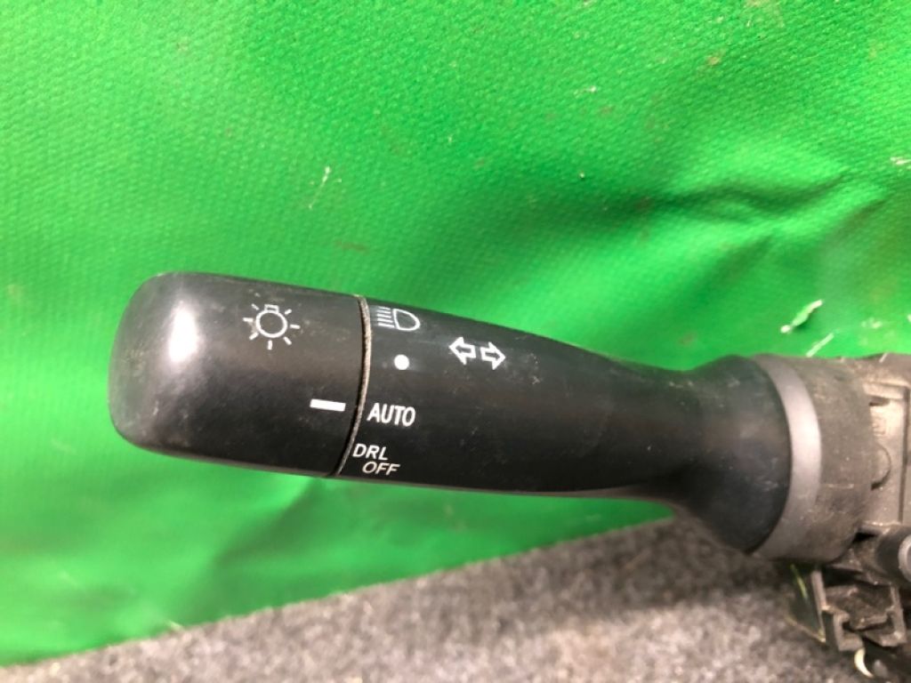 84140-06400 | Подрулевой переключатель лев. TOYOTA CAMRY 40 06-11 - Фото 2