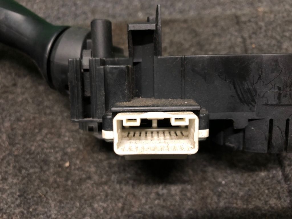 84140-06400 | Подрулевой переключатель лев. TOYOTA CAMRY 40 06-11 - Фото 3