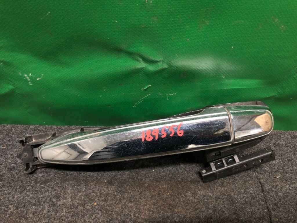 69211-06060-A0 | Ручка двері зовнішня задн. прав. TOYOTA CAMRY 40 06-11