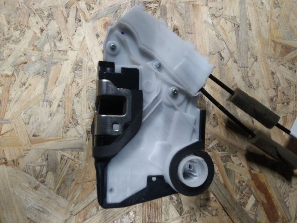 72110-T0A-A12 | Замок двери передн. прав. ACURA ILX 12-16