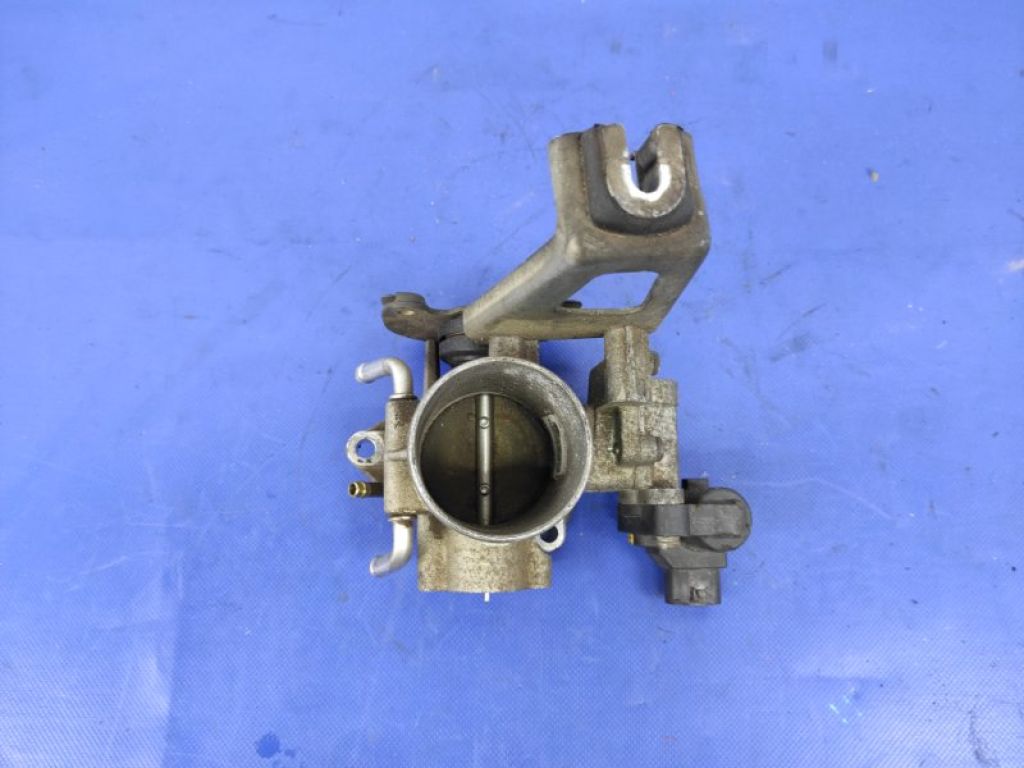 22210-0H010 | Дроссельная заслонка TOYOTA CAMRY 30 02-06 - Фото 5