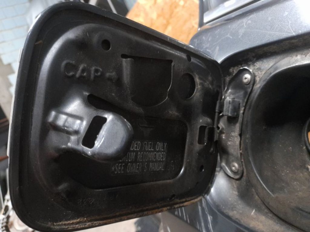 63910-TX4-A00ZZ | Лючок топливного бака ACURA RDX 12-19 - Фото 2