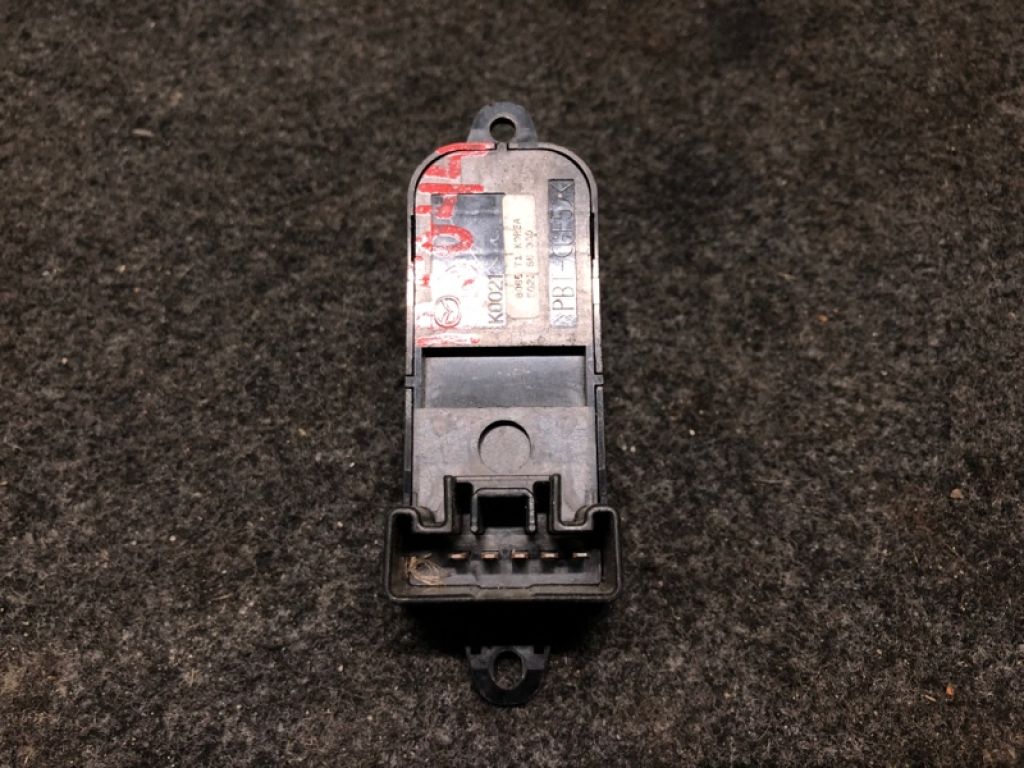 EG23-66-380 | Кнопка стеклоподъемника задн. MAZDA CX-7 06-12 - Фото 3