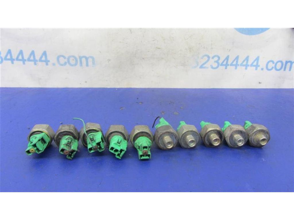 89615-12090 | Датчик детонації LEXUS RX300/330/350/400 03-09