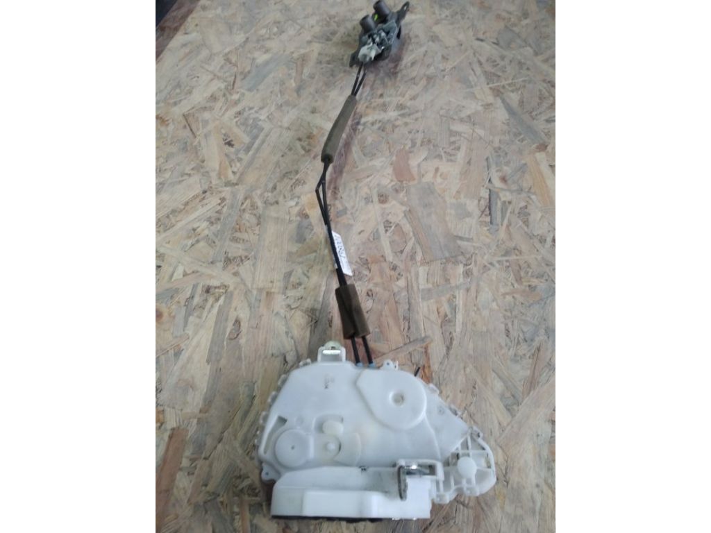 72110-STK-A04 | Замок двери передн. прав. ACURA RDX 06-12