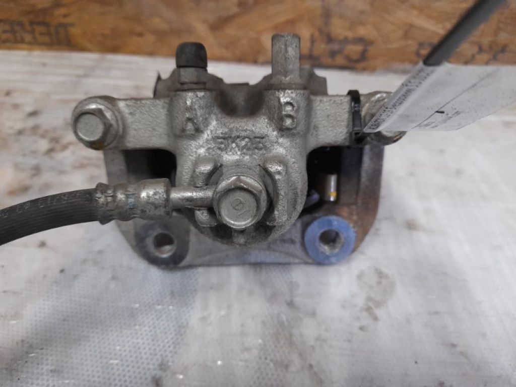 43018-T0G-A01 | Суппорт тормозной задн. прав. ACURA RDX 12-19 - Фото 4